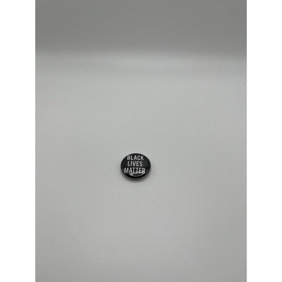 Black Lives Matter Button Round 1" Pinback Badge - Picture 5 of 5